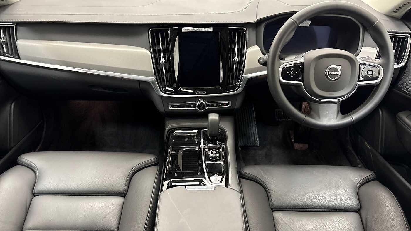 Used Volvo V90 2025 for sale - 78036051: Photo 10