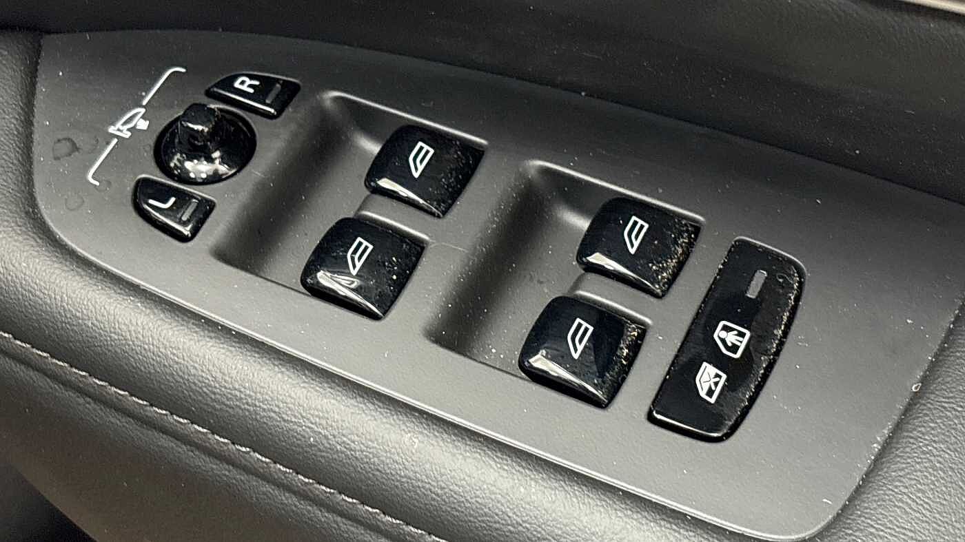 Used Volvo V90 2025 for sale - 78036051: Photo 25