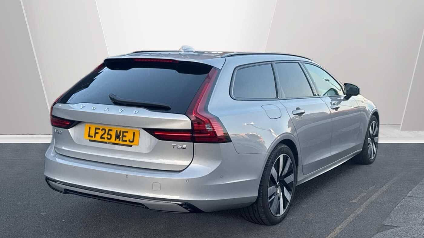 Used Volvo V90 2025 for sale - 78036043: Photo 2