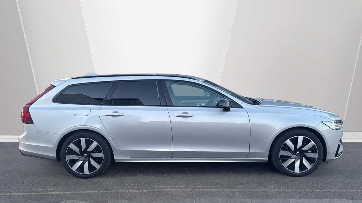 Used Volvo V90 2025 for sale - 78036043: Photo 3