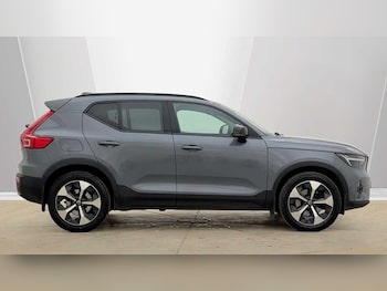 Used Volvo XC40 2023 for sale - 78512895: Photo