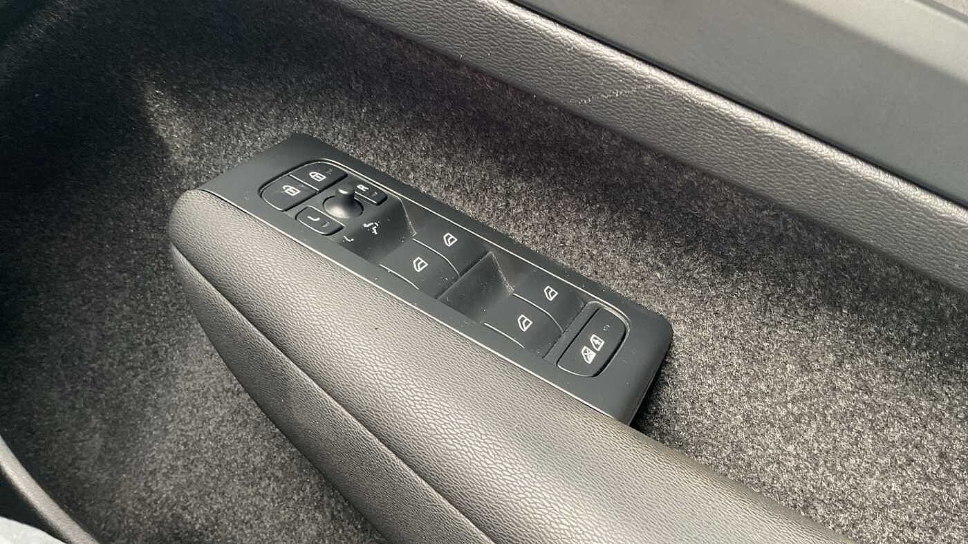 Used Volvo XC40 2022 for sale - 78036081: Photo 25