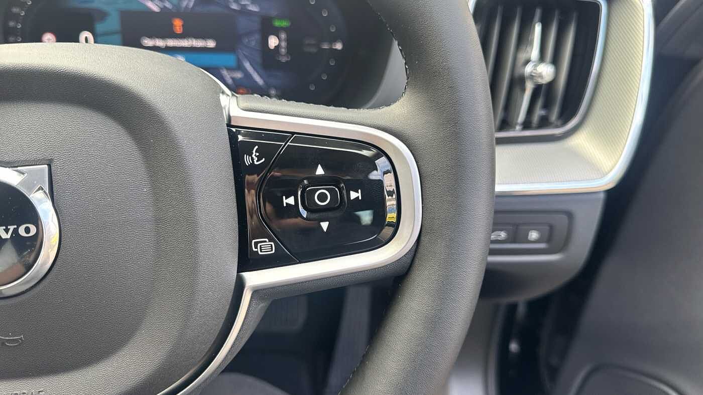 Used Volvo XC60 2025 for sale - 78036047: Photo 21