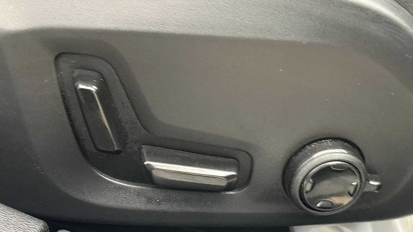 Used Volvo V60 2025 for sale - 78140501: Photo 27