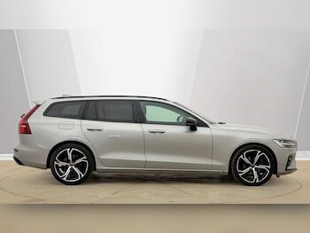 Used Volvo V60 2025 for sale - 78140501: Photo