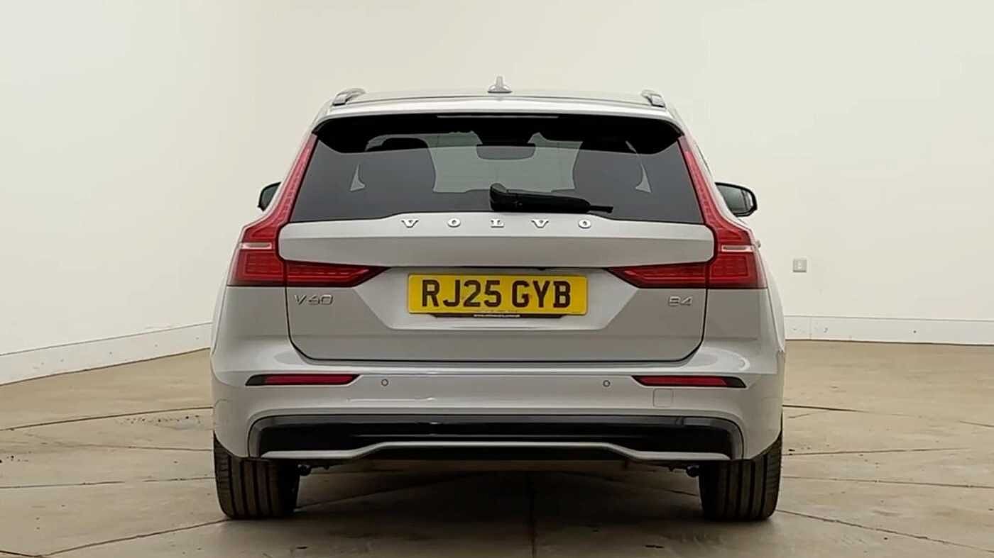 Used Volvo V60 2025 for sale - 78140501: Photo 4