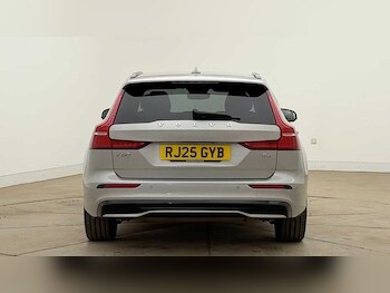 Used Volvo V60 2025 for sale - 78140501: Photo