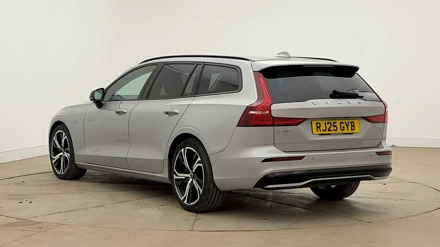 Used Volvo V60 2025 for sale - 78140501: Photo 5