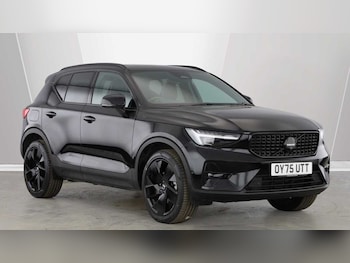 Used Volvo XC40 2025 for sale - 79526532: Photo