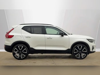 Used Volvo XC40 2025 for sale - 78140491: Photo