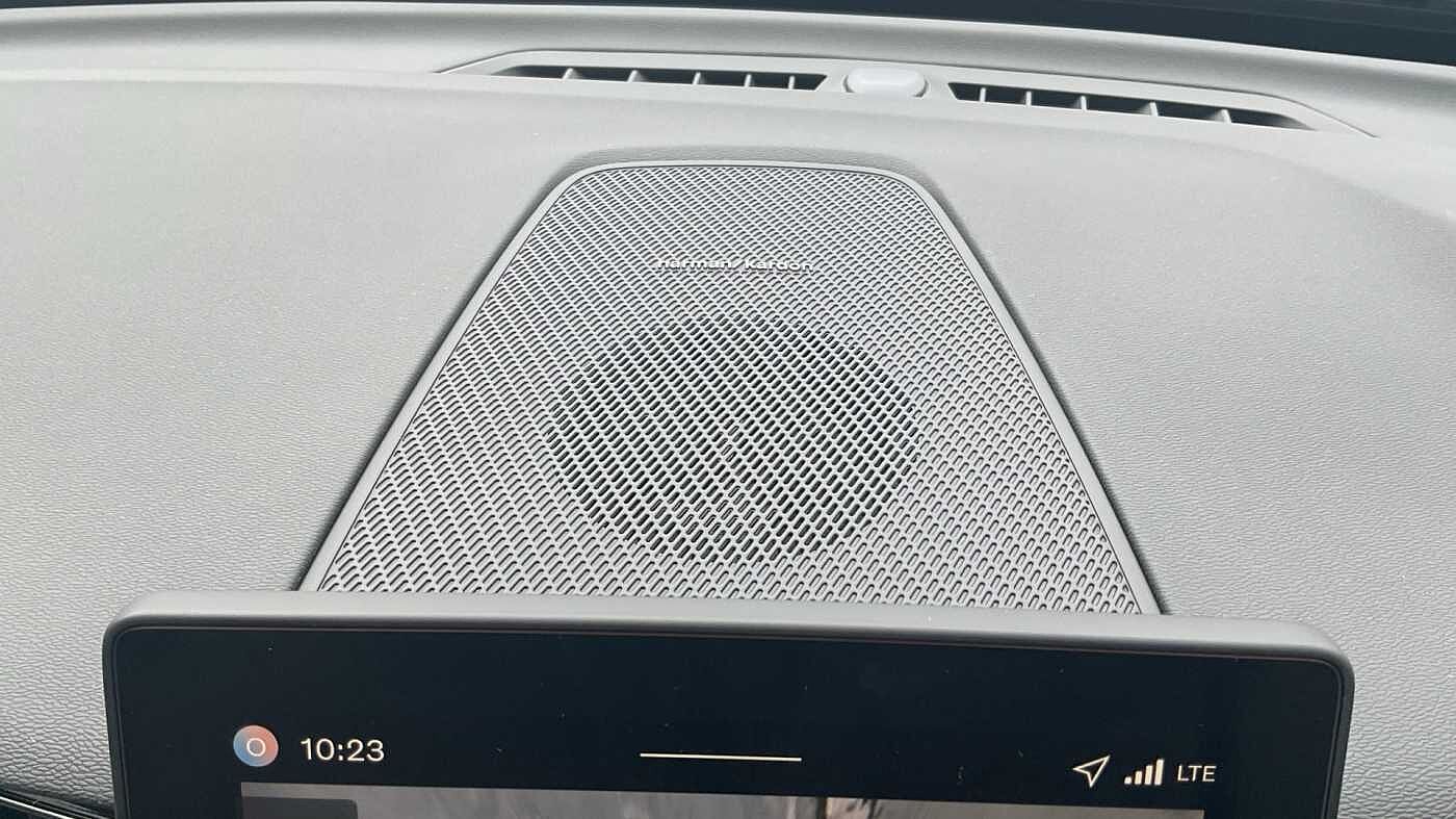 Used Volvo XC60 2025 for sale - 78036085: Photo 25