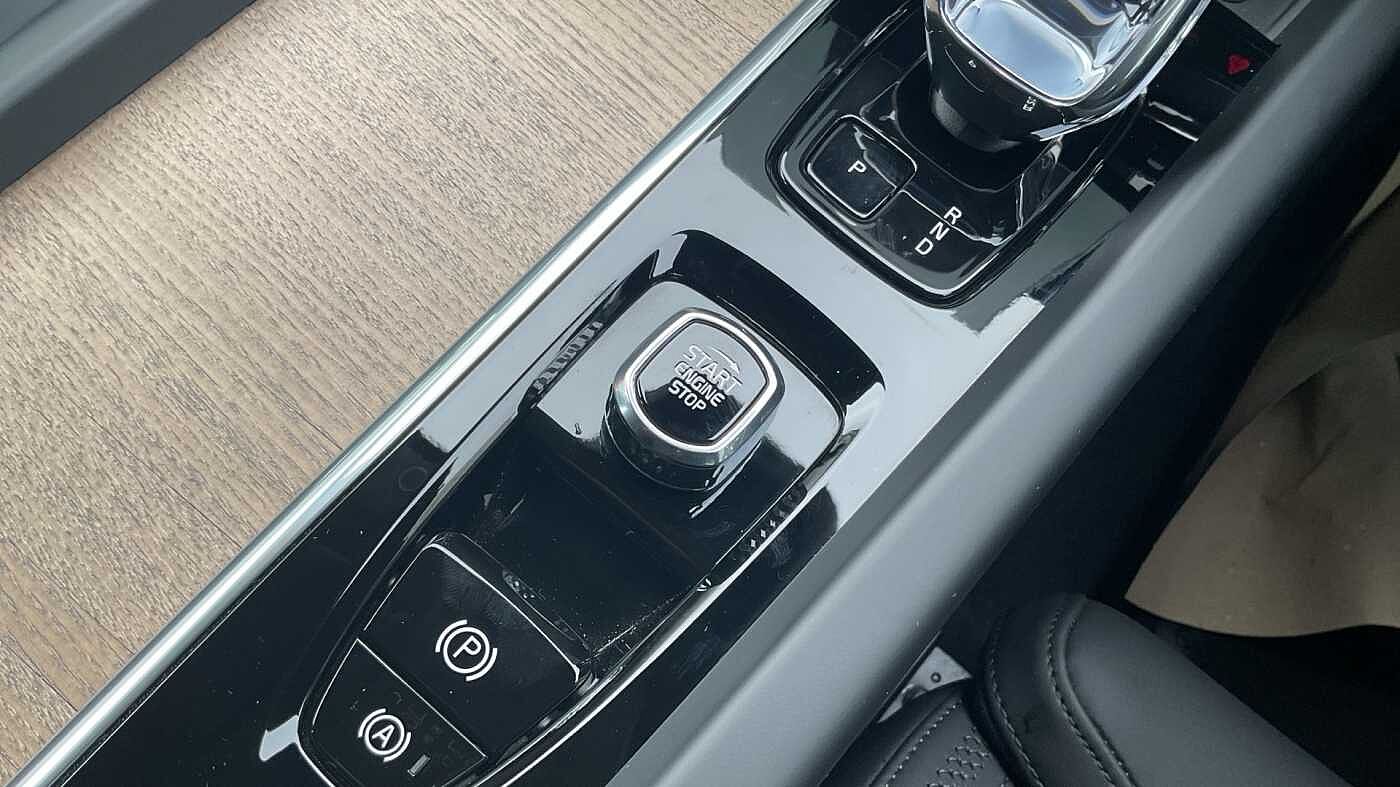 Used Volvo XC60 2025 for sale - 78036085: Photo 27