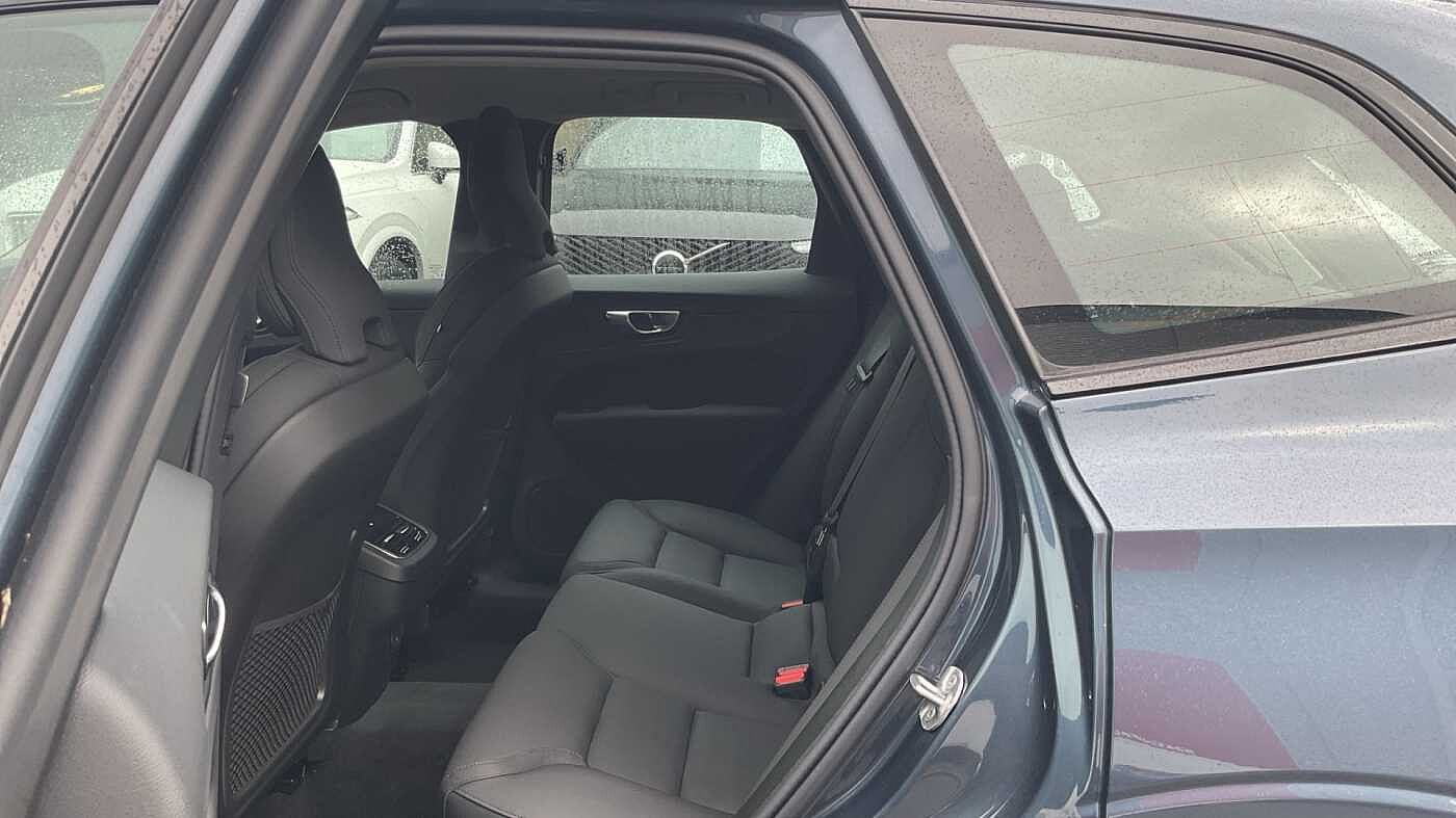 Used Volvo XC60 2025 for sale - 78036085: Photo 32