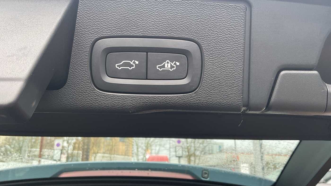 Used Volvo XC60 2025 for sale - 78036085: Photo 34