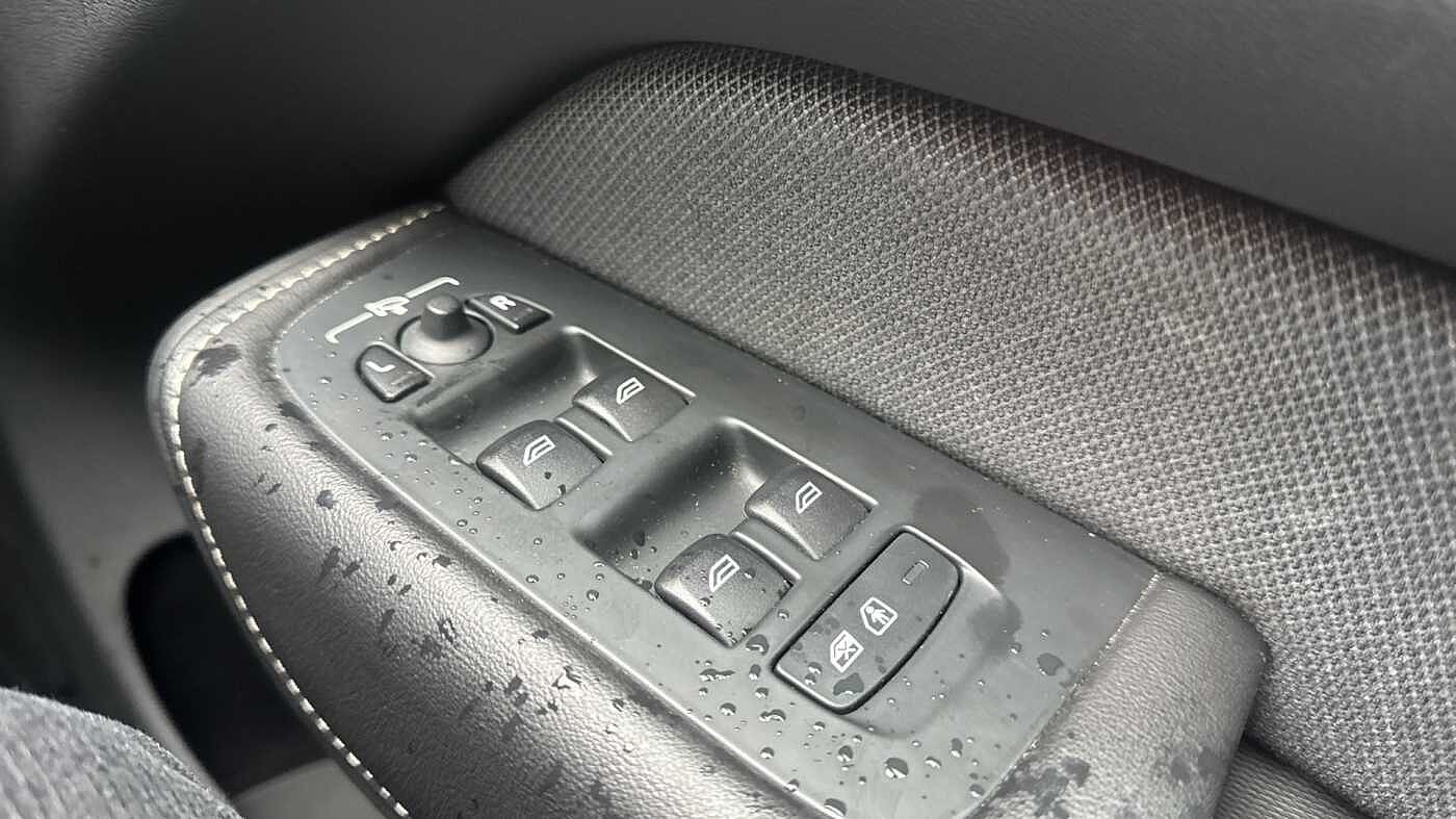 Used Volvo XC60 2020 for sale - 78036099: Photo 23