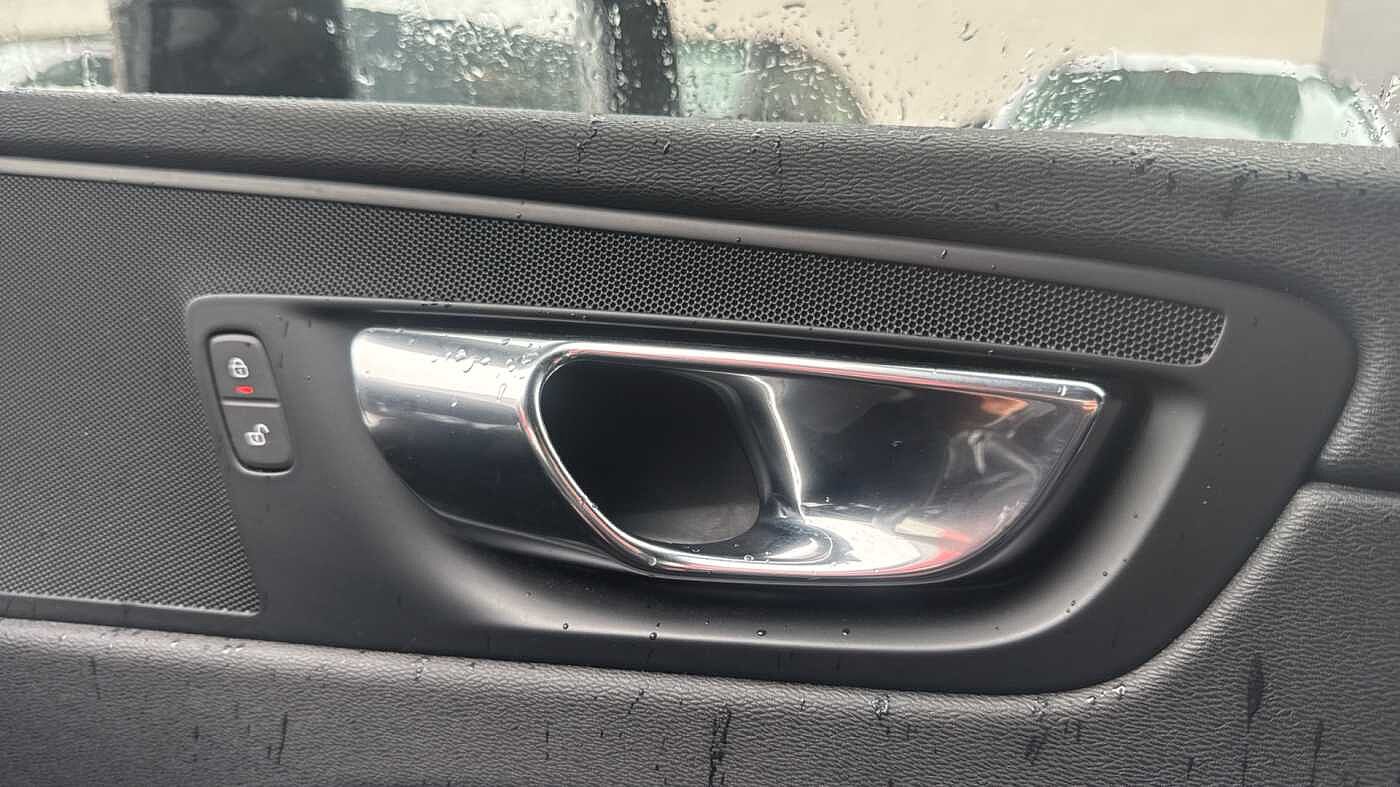 Used Volvo XC60 2020 for sale - 78036099: Photo 25