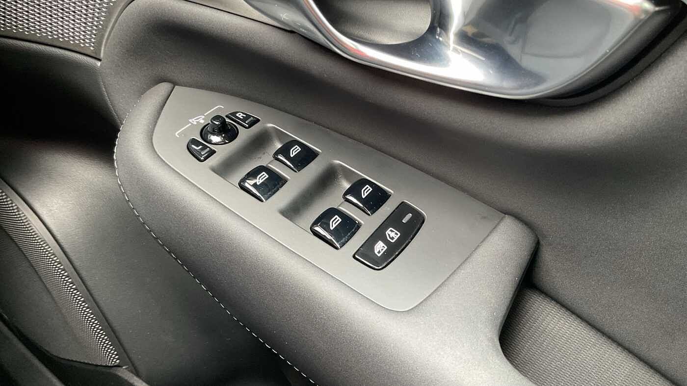 Used Volvo XC90 2025 for sale - 78036089: Photo 24