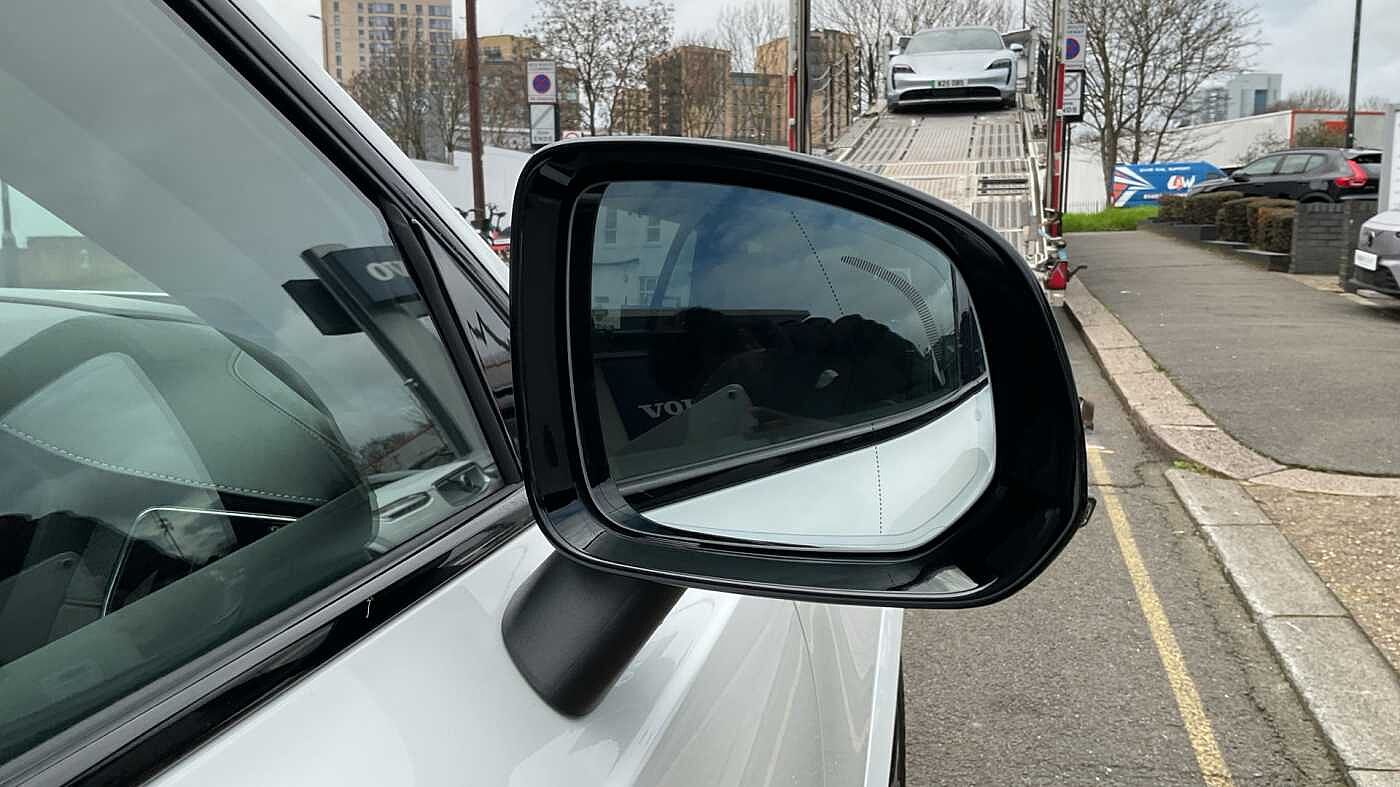 Used Volvo XC90 2025 for sale - 78036089: Photo 32