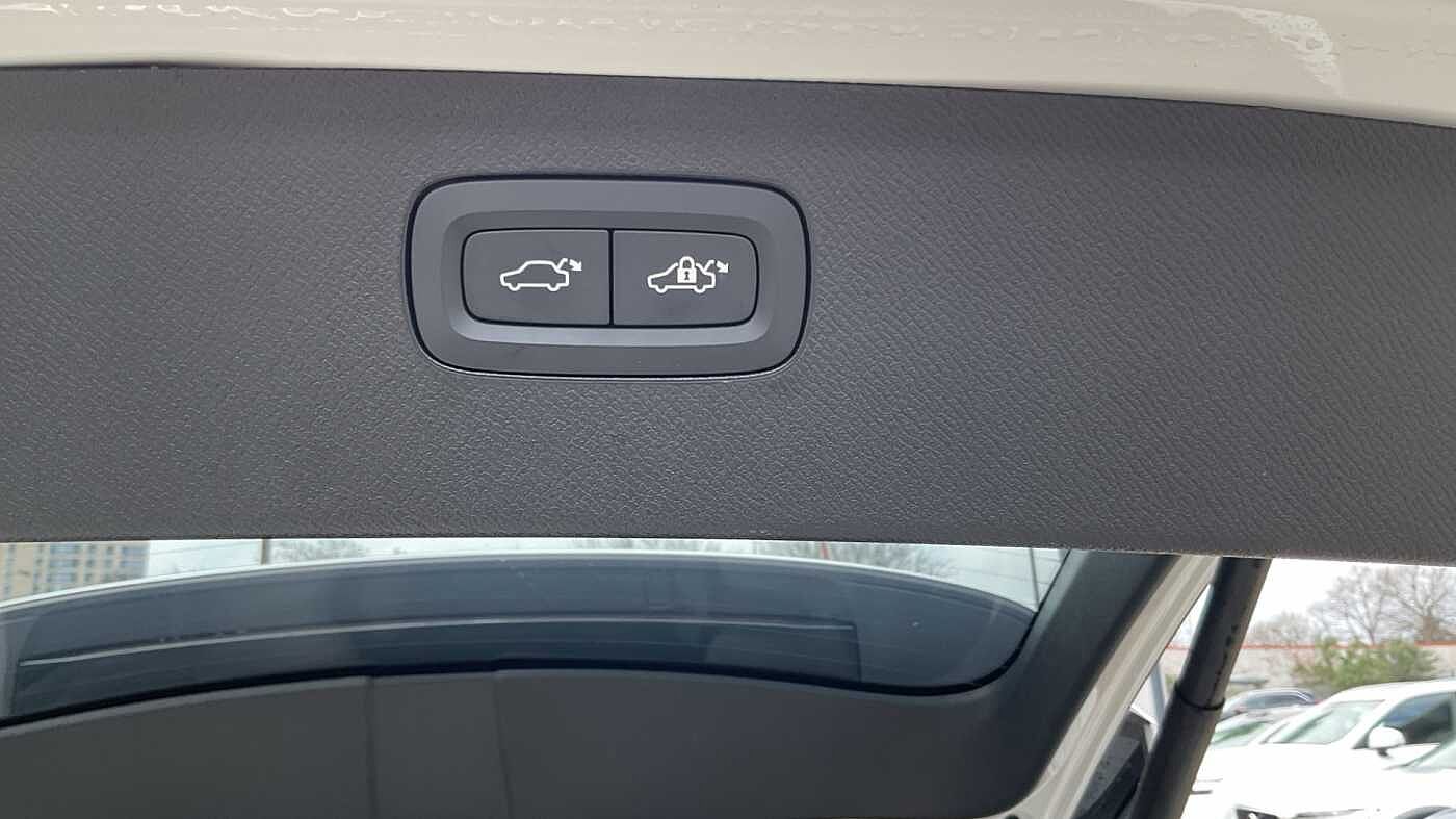 Used Volvo XC90 2025 for sale - 78036089: Photo 35