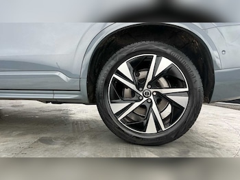 Used Volvo XC90 2023 for sale - 79582532: Photo
