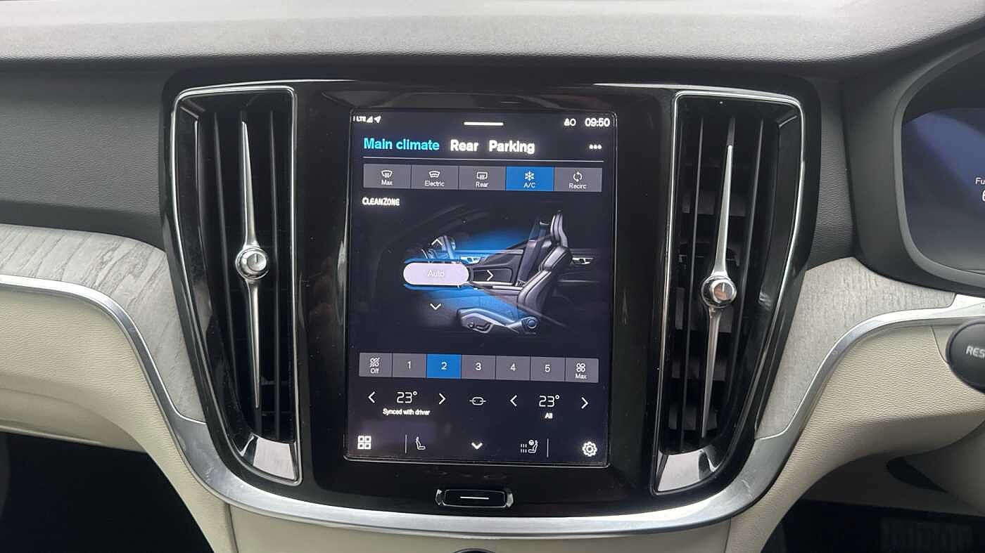 Used Volvo V60 2025 for sale - 78036042: Photo 17