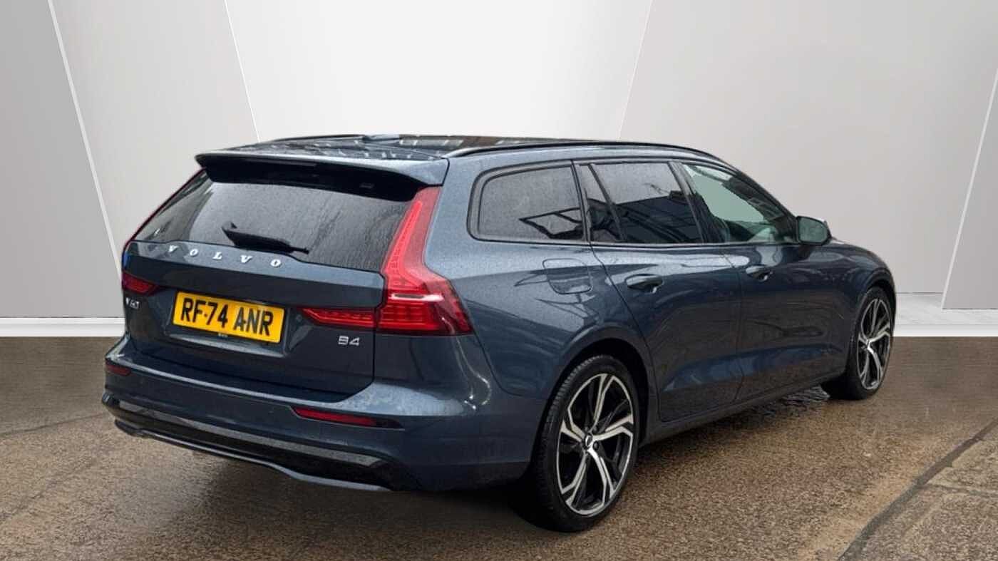 Used Volvo V60 2025 for sale - 78036042: Photo 2