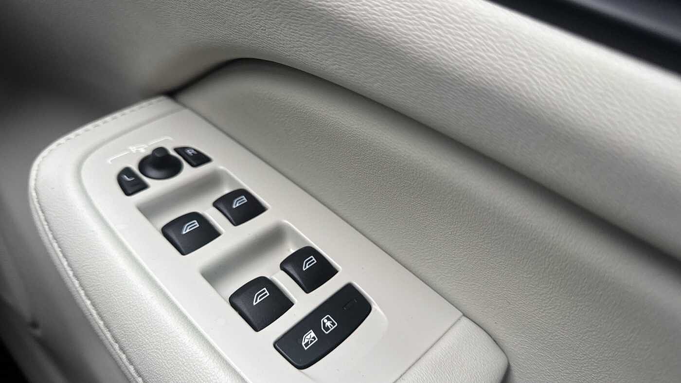 Used Volvo V60 2025 for sale - 78036042: Photo 22