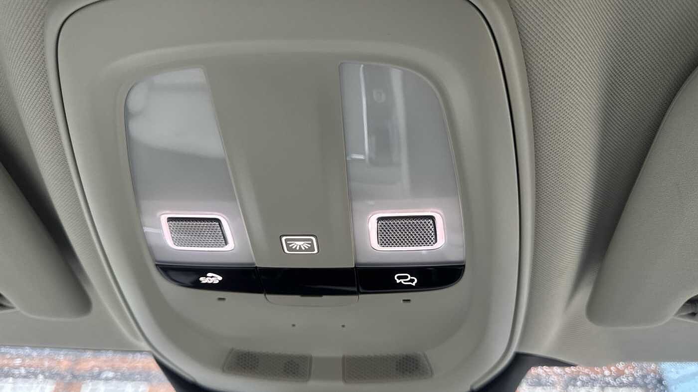 Used Volvo V60 2025 for sale - 78036042: Photo 23