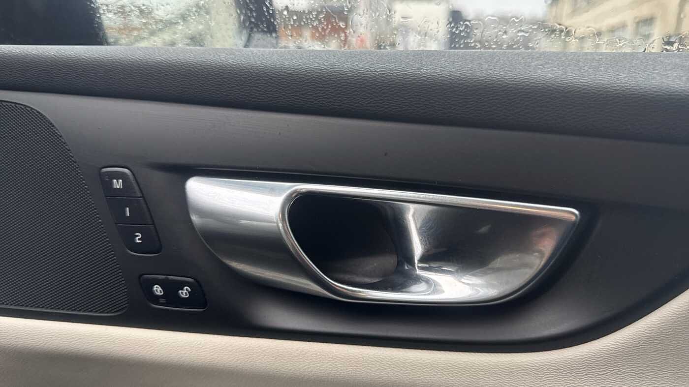 Used Volvo V60 2025 for sale - 78036042: Photo 24