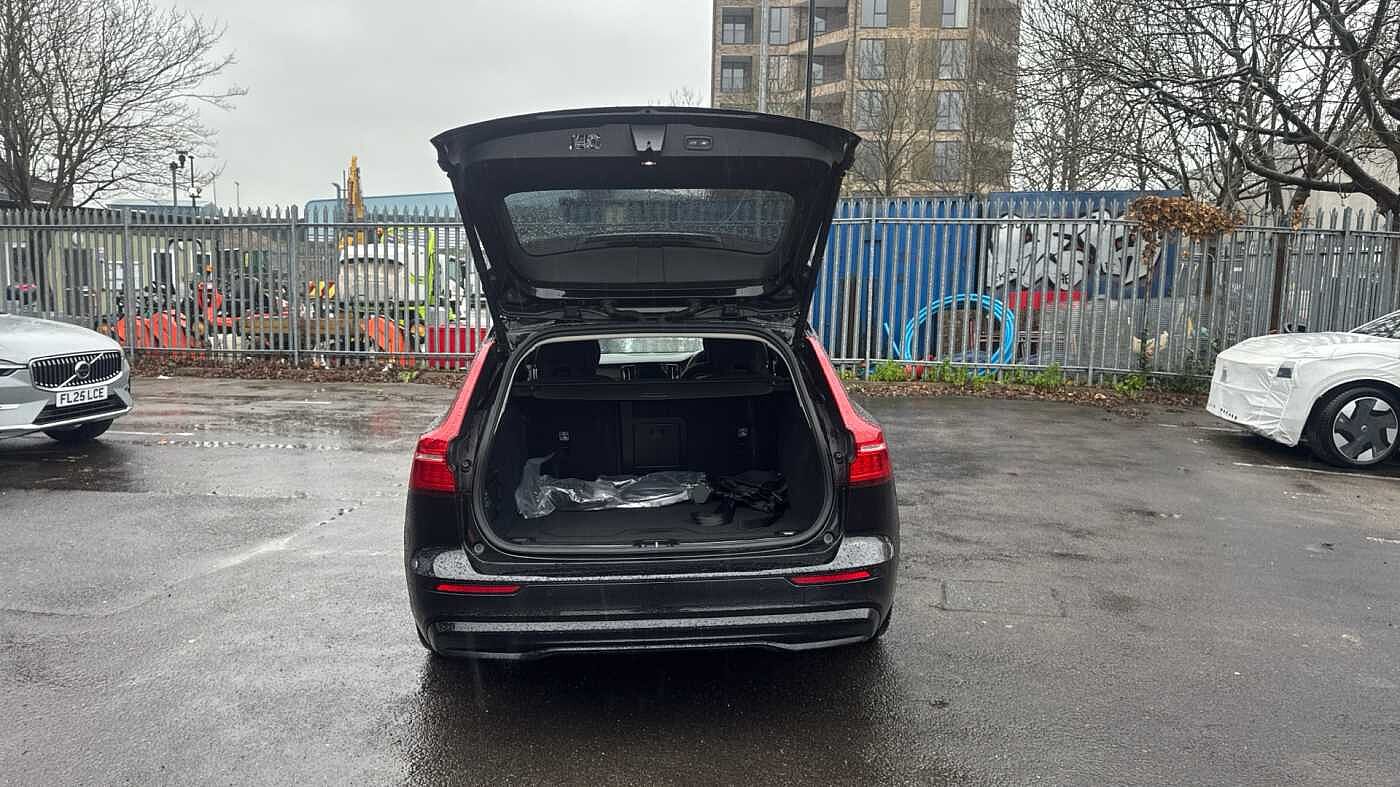 Used Volvo V60 2025 for sale - 78036061: Photo 15