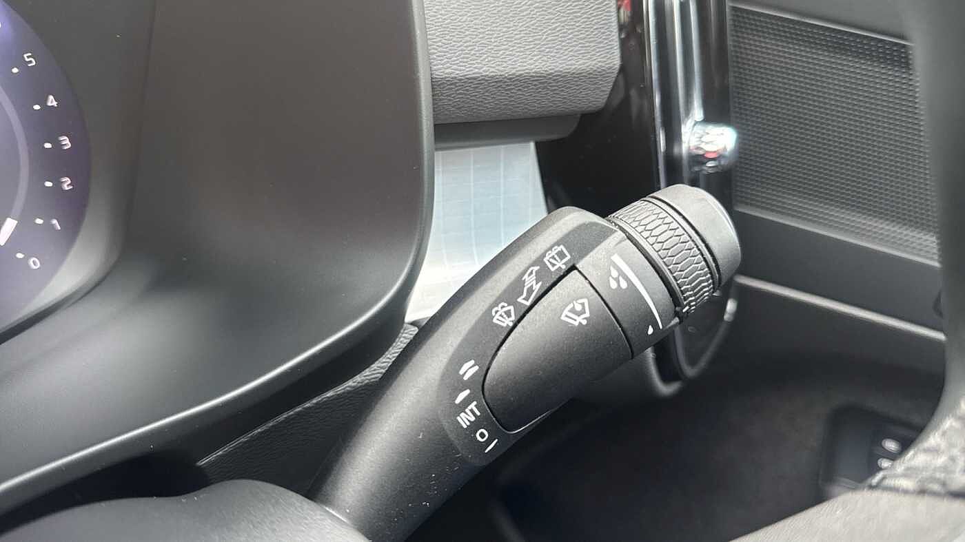 Used Volvo XC40 2025 for sale - 78036062: Photo 18