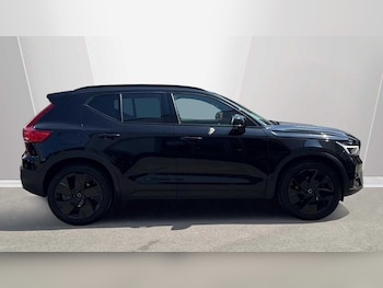 Used Volvo XC40 2025 for sale - 79542517: Photo