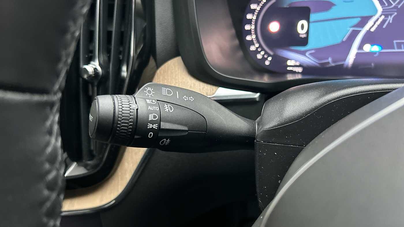 Used Volvo XC60 2025 for sale - 78036084: Photo 17