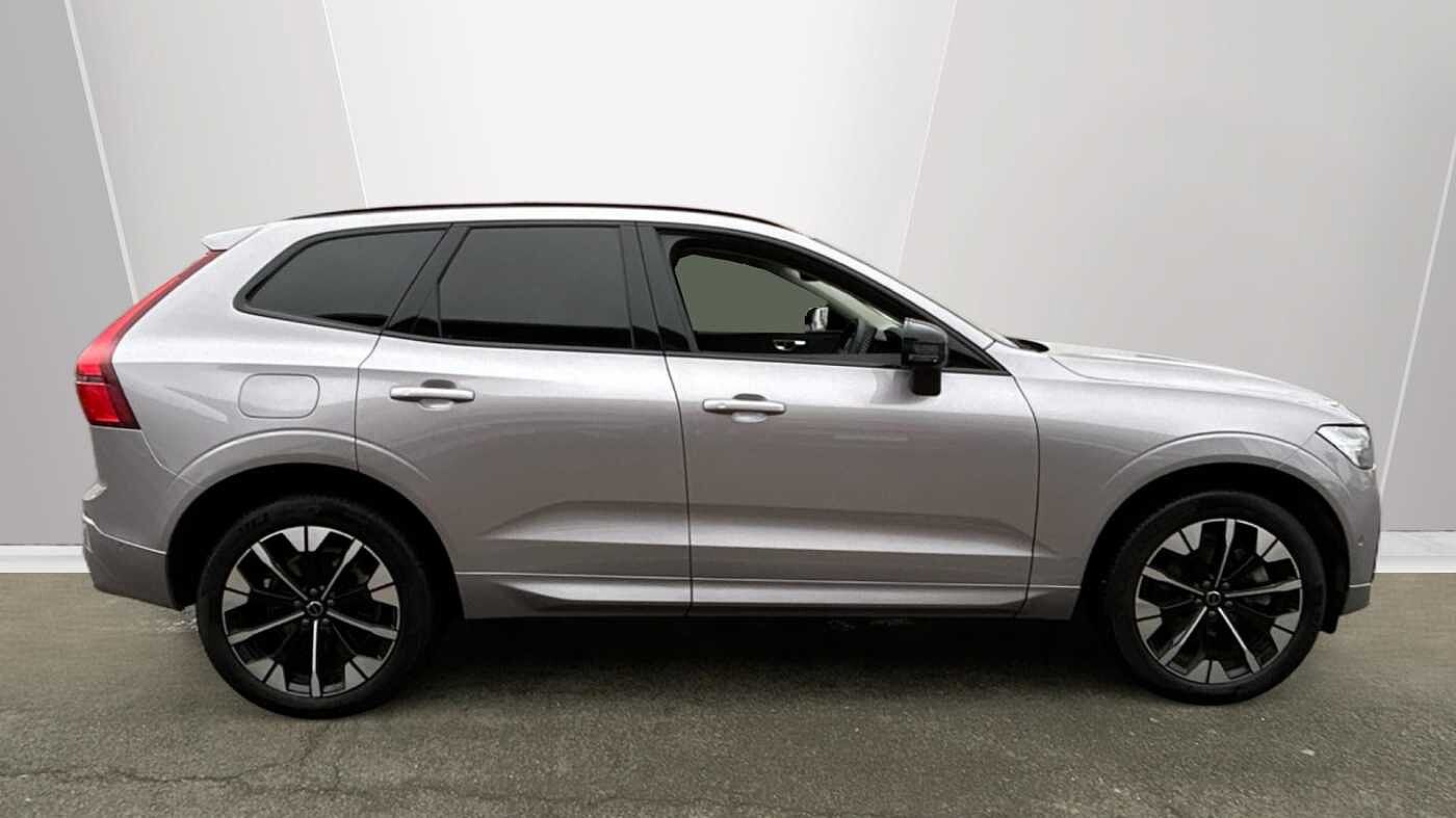 Used Volvo XC60 2025 for sale - 78036084: Photo 3