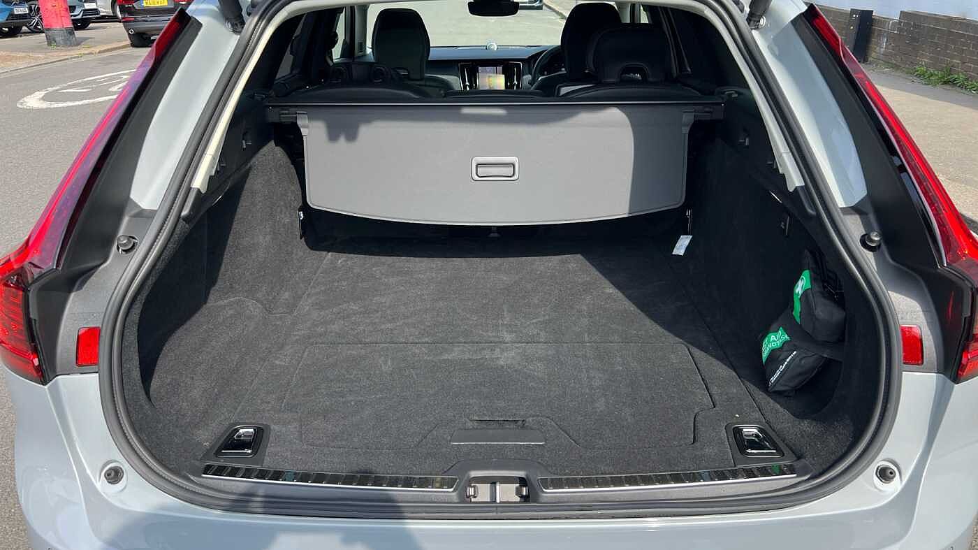 Used Volvo V90 2024 for sale - 78036055: Photo 19