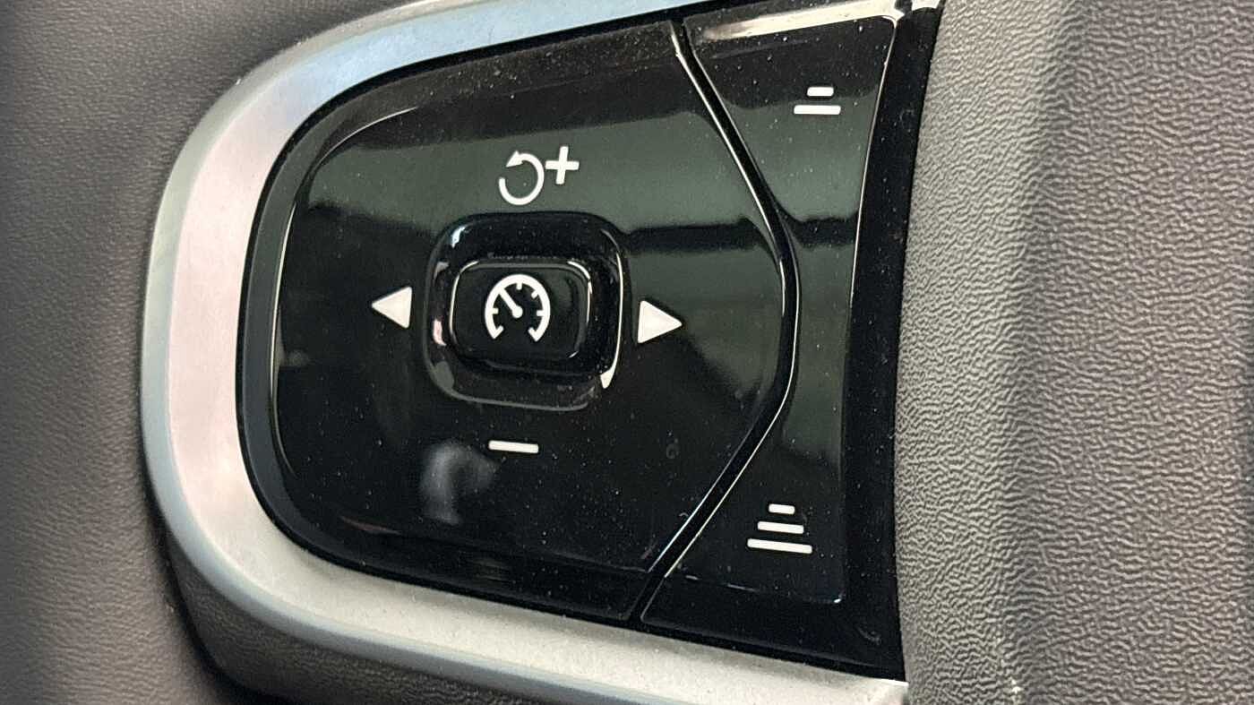 Used Volvo XC90 2025 for sale - 78140477: Photo 31