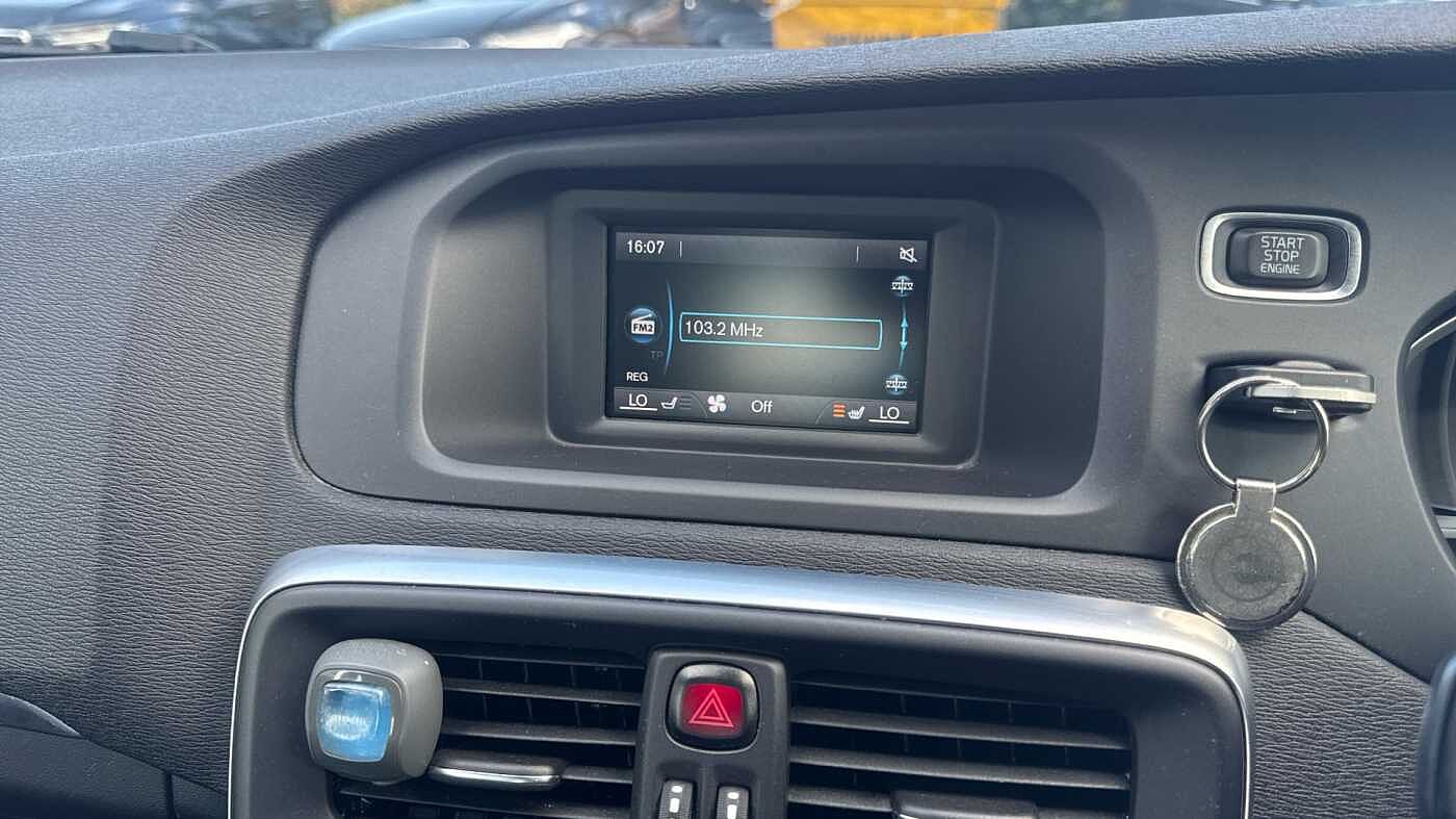 Used Volvo V40 2016 for sale - 78036092: Photo 16