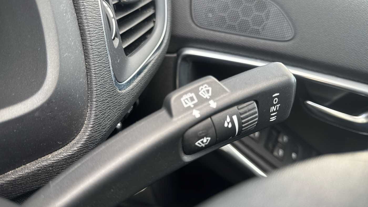 Used Volvo V40 2016 for sale - 78036092: Photo 19