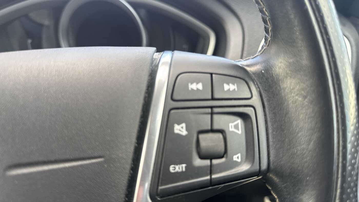 Used Volvo V40 2016 for sale - 78036092: Photo 21