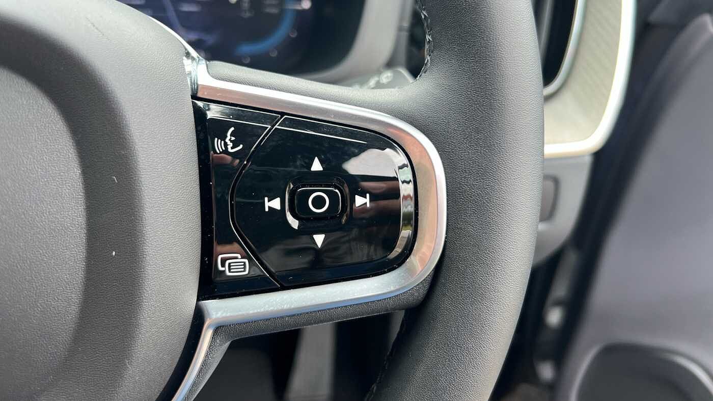 Used Volvo XC60 2023 for sale - 78036037: Photo 23