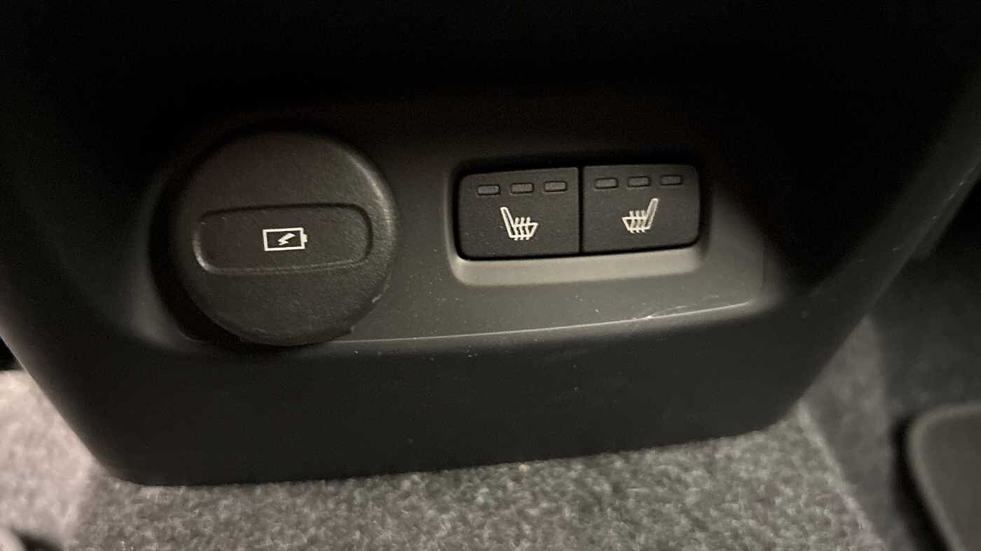 Used Volvo XC40 2025 for sale - 78140480: Photo 17