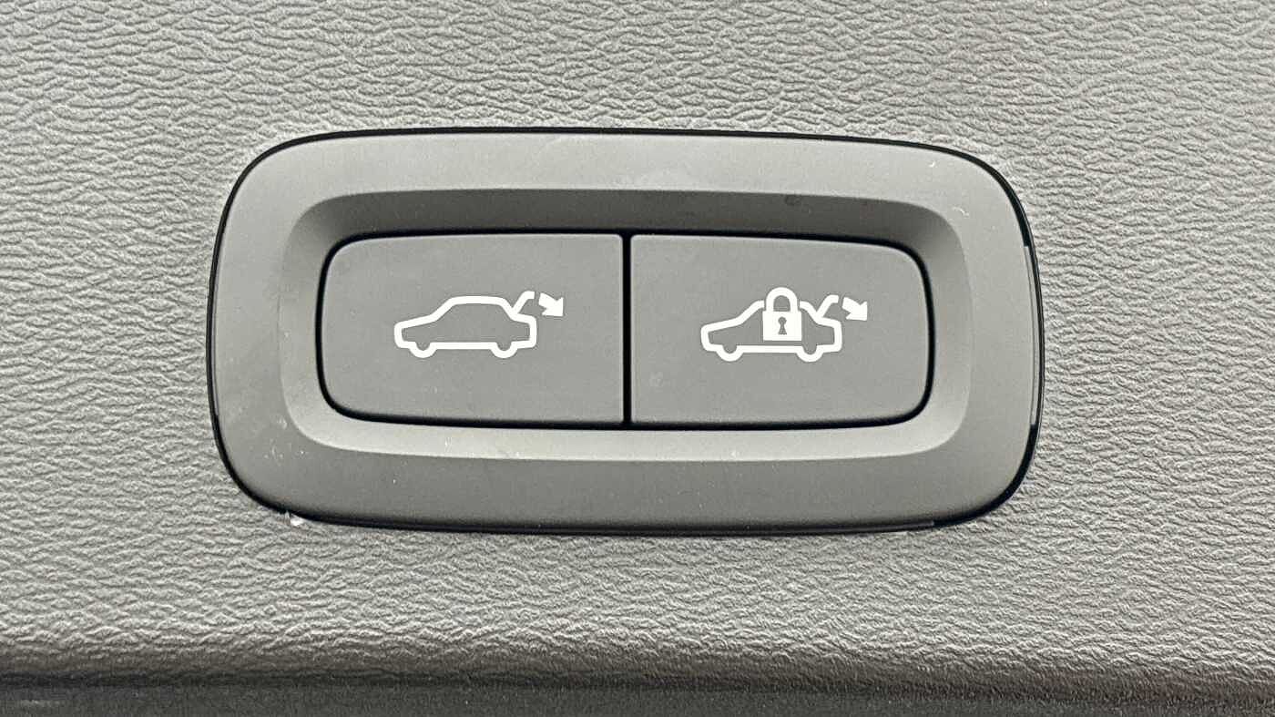 Used Volvo XC40 2025 for sale - 78140480: Photo 19