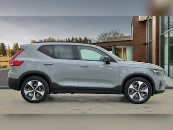 Used Volvo XC40 2025 for sale - 78140480: Photo