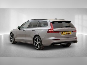 Used Volvo V60 2025 for sale - 79582495: Photo