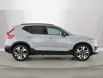 Used Volvo XC40 2025 for sale - 79582533: Photo