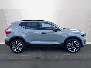 Used Volvo XC40 2026 for sale - 78140484: Photo