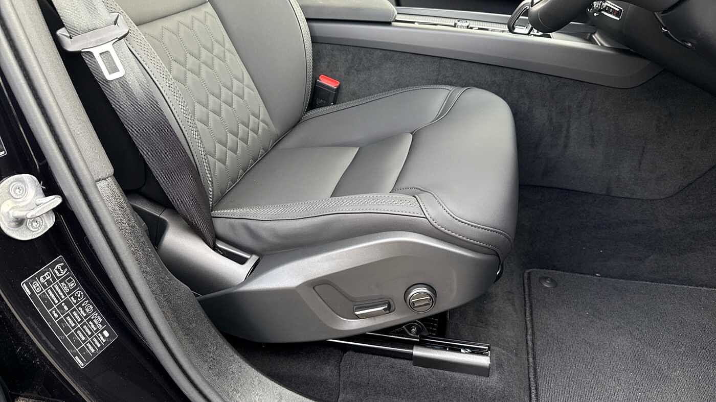 Used Volvo XC60 2025 for sale - 78036098: Photo 28