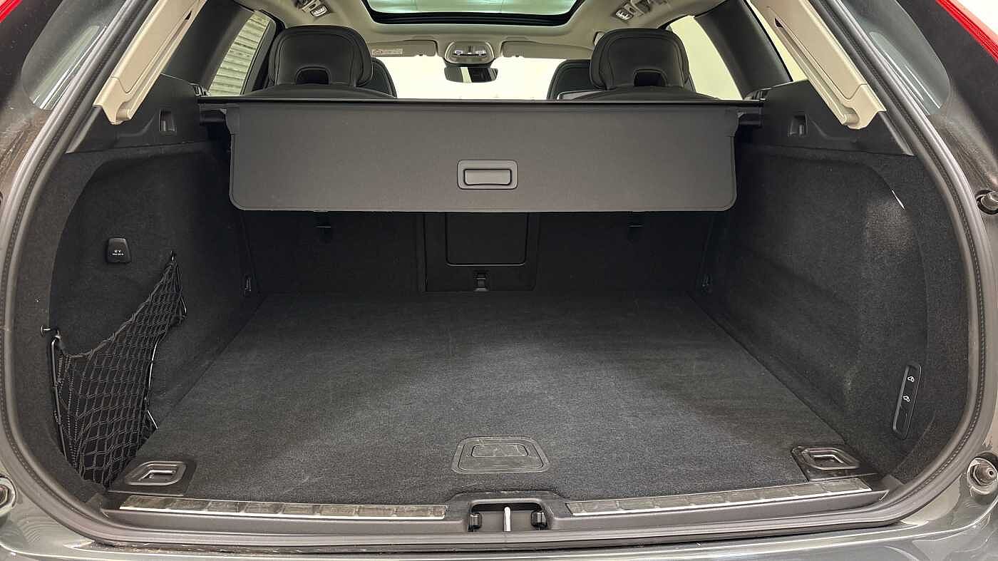 Used Volvo XC60 2025 for sale - 78140481: Photo 5