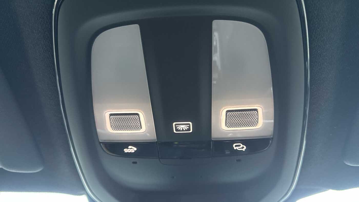 Used Volvo XC40 2025 for sale - 78036070: Photo 25