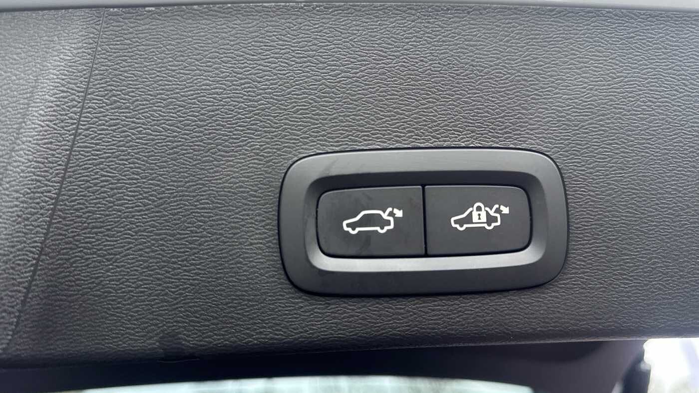 Used Volvo XC40 2025 for sale - 78036070: Photo 31